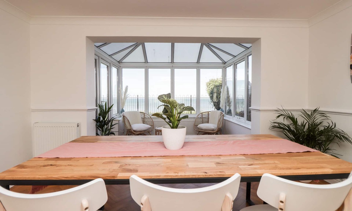 Birchington Cottage | 17 St. Magnus Close