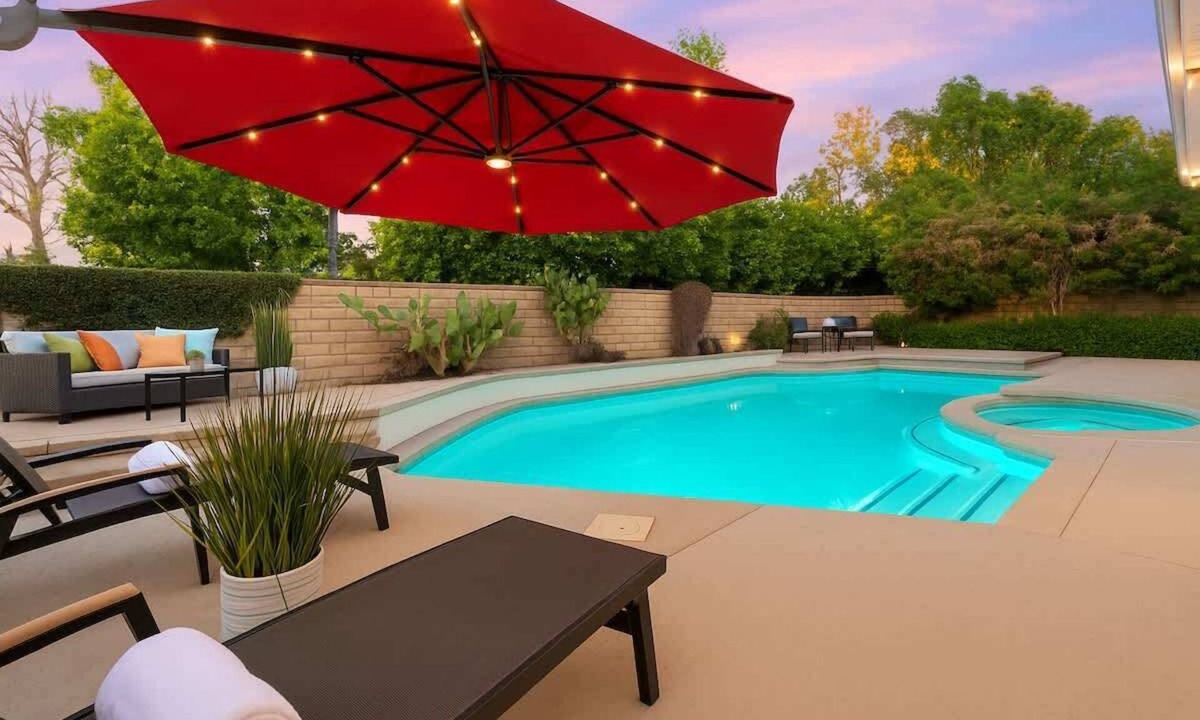 Valencia House | 177 | *Upscale Modern HOME| Pool | SPA | PingPong