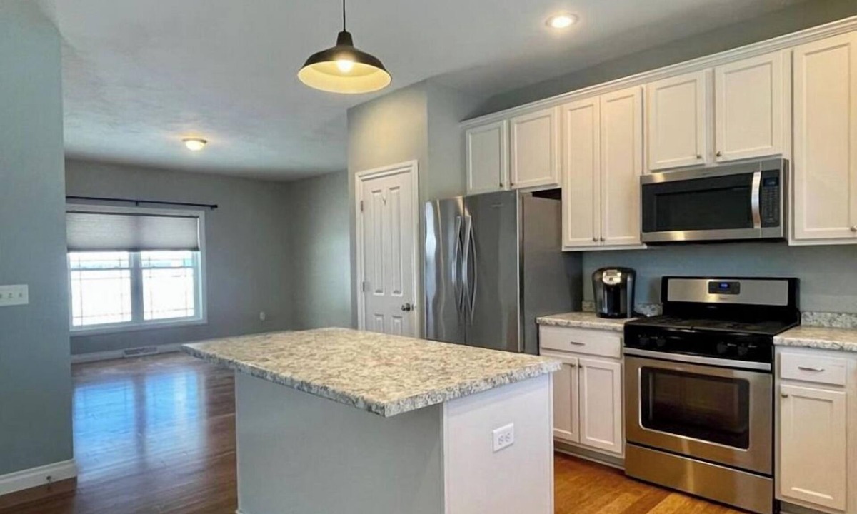 Clayville House | 1787 Holman City Road