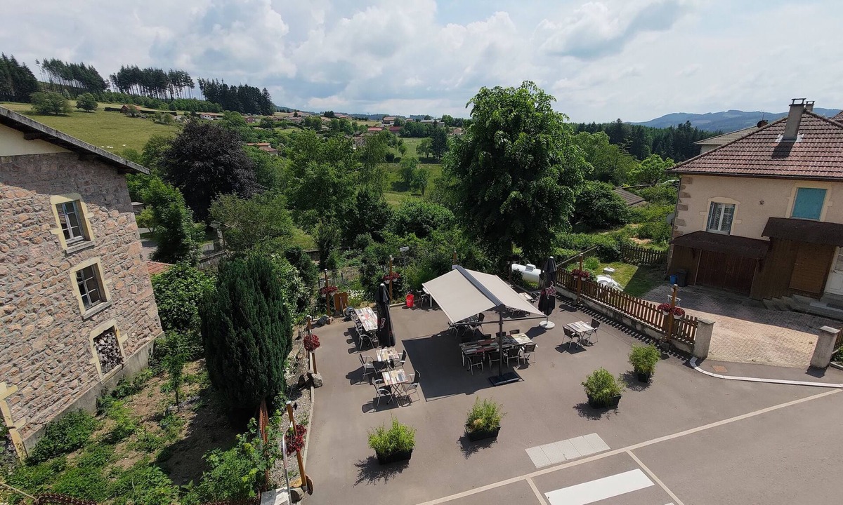 Ranchal Hotel | 1799 Rte des Écharmeaux