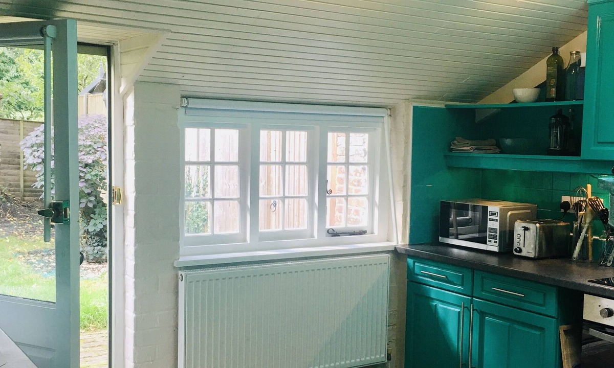 Shere Cottage | 17th Century Cottage in Shere