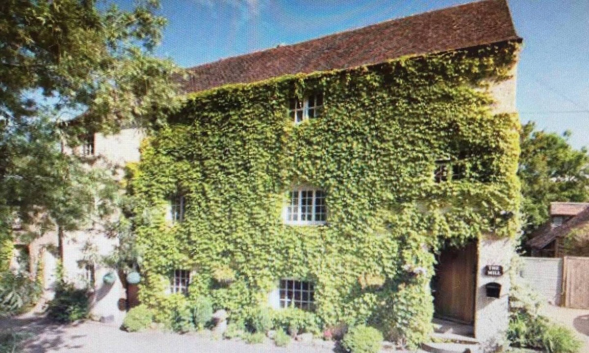 Sedgeberrow House | 17th Century Watermill