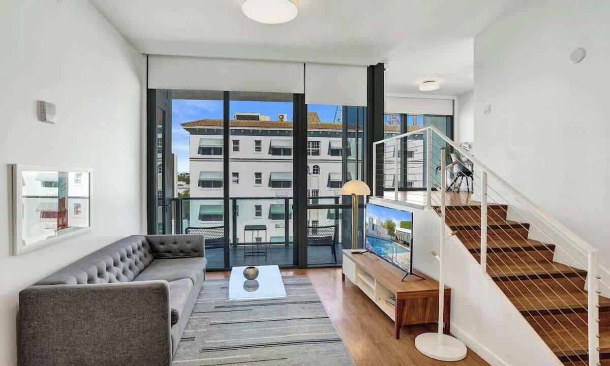 West Avenue Hotel | 17WEST | 1BR Apartment with Balcony - 407