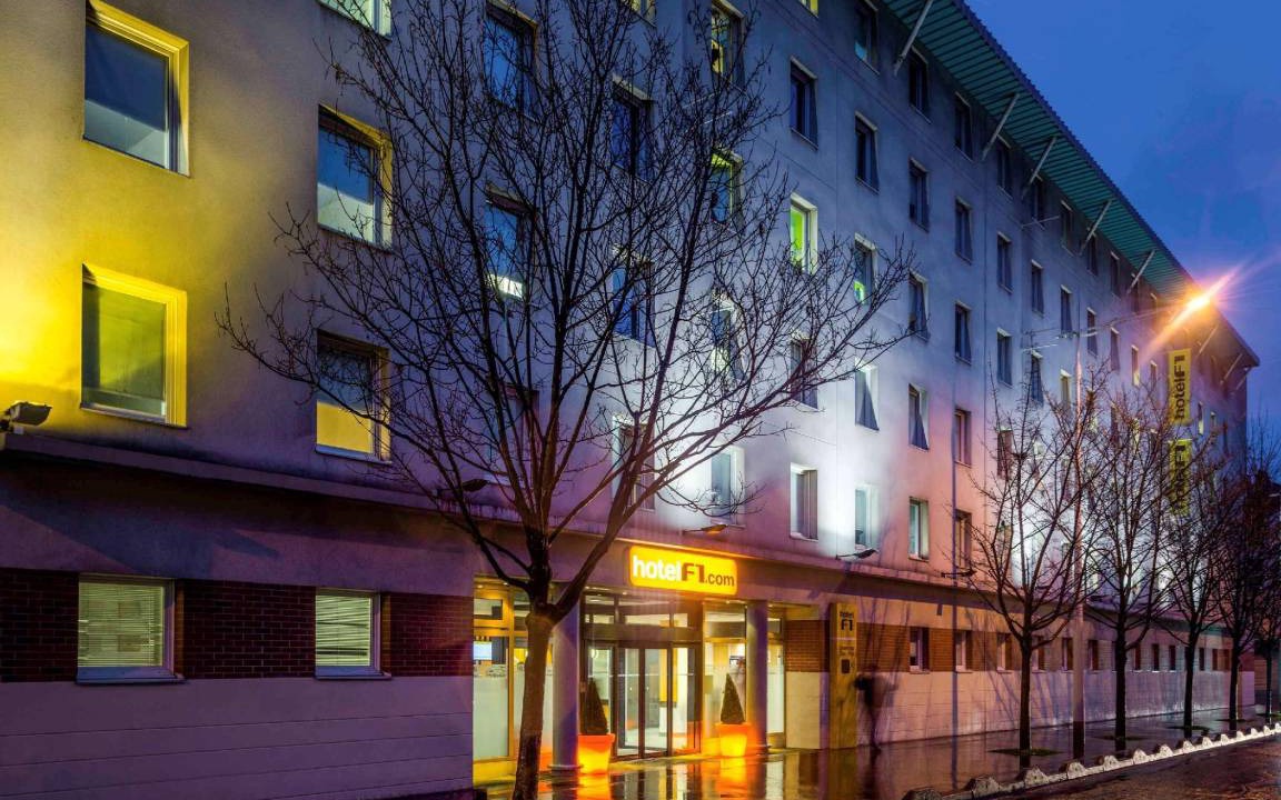 Bagnolet Hotel | 18 m² Hotel ∙ 10 guests
