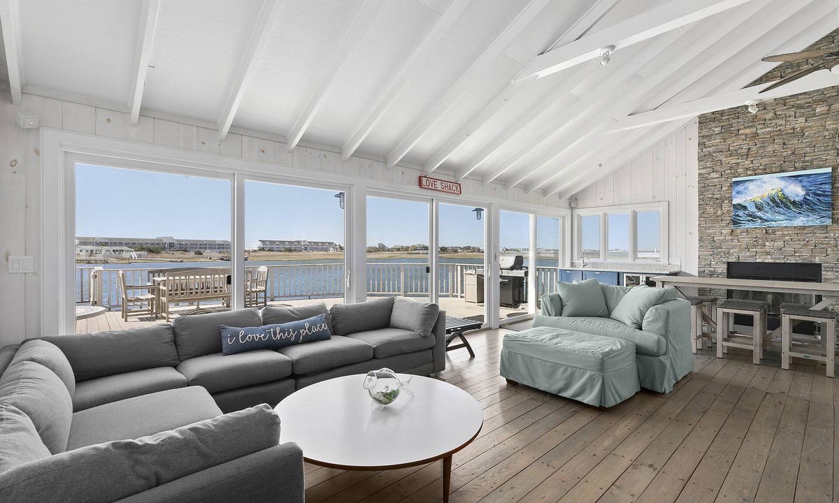 Westhampton Beach House | 18 Miles to Shinnecock Hills 126th US Open, Waterfront Paradise, Steps to Beach