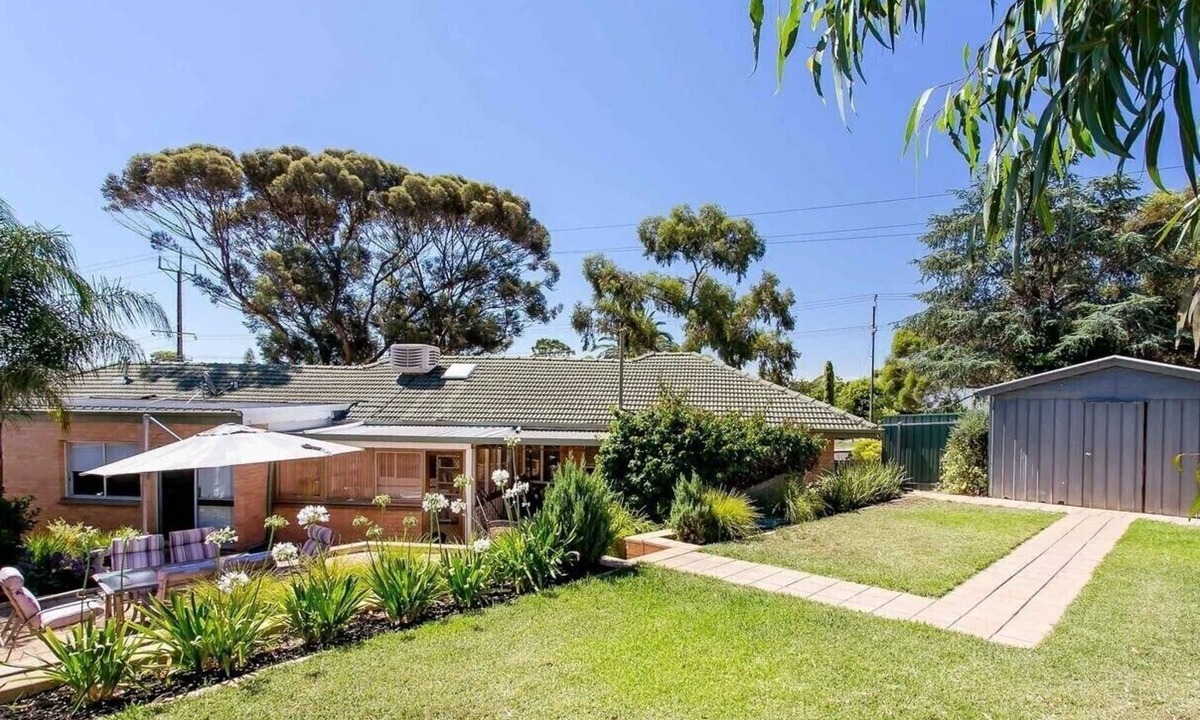 Pasadena House | 18 + people large grouphouse