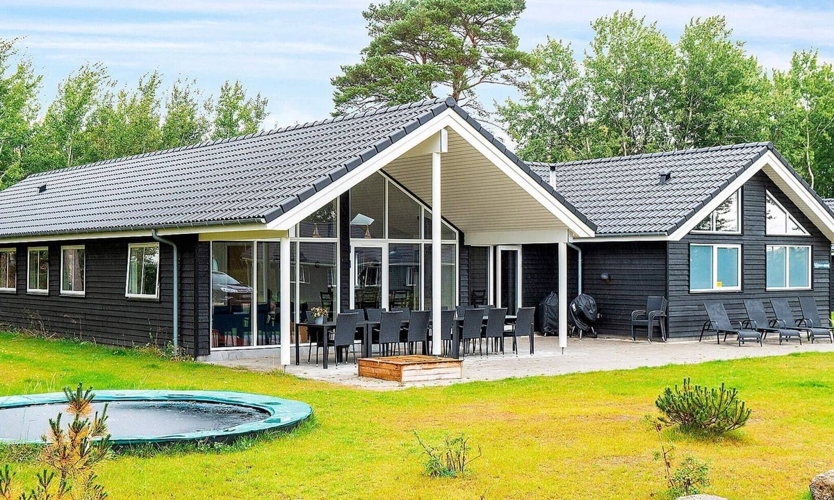 Bøtø By House | 18 person holiday home in Væggerløse