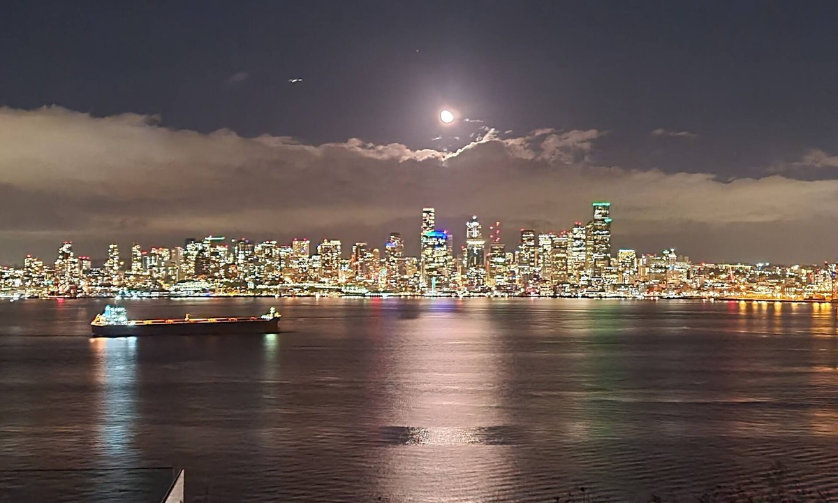 North Admiral Apartment | 180 Degree/24 hr Bluff View