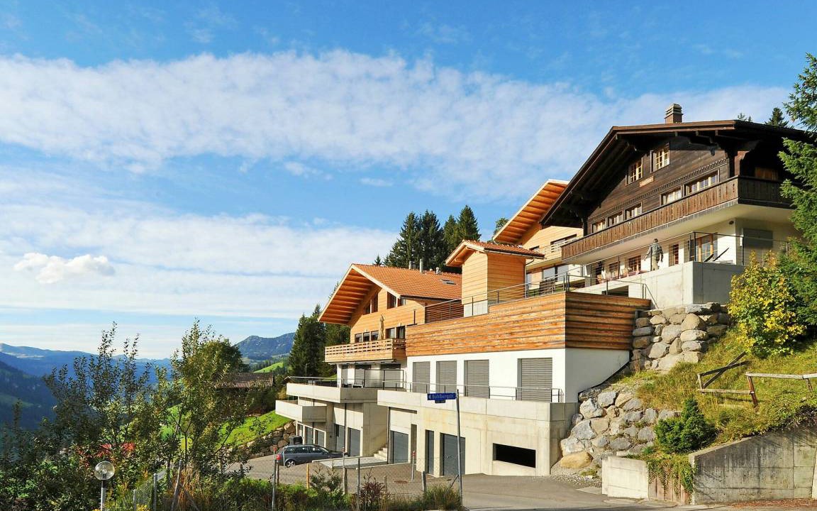 Lenk House | 180 m² House ∙ 5 bedrooms ∙ 10 guests