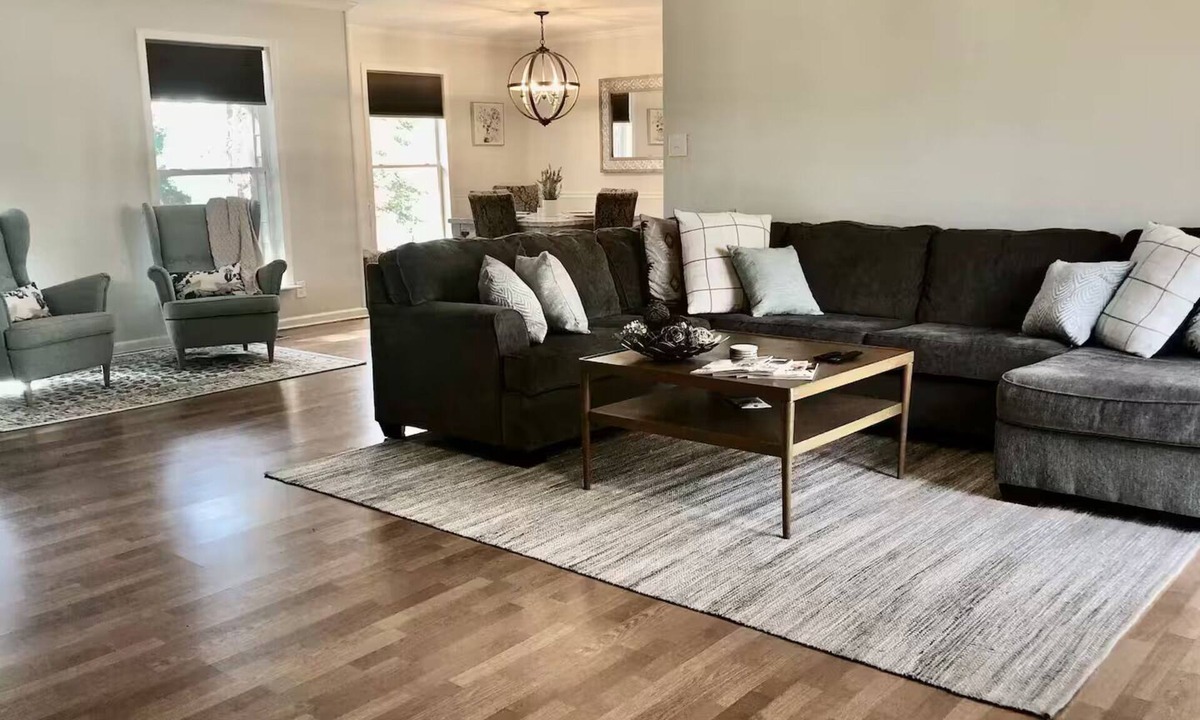 Durham House | 1800 sq ft ranch in South Durham by Chapel Hill, West Cary, RT, S. Point Mall.