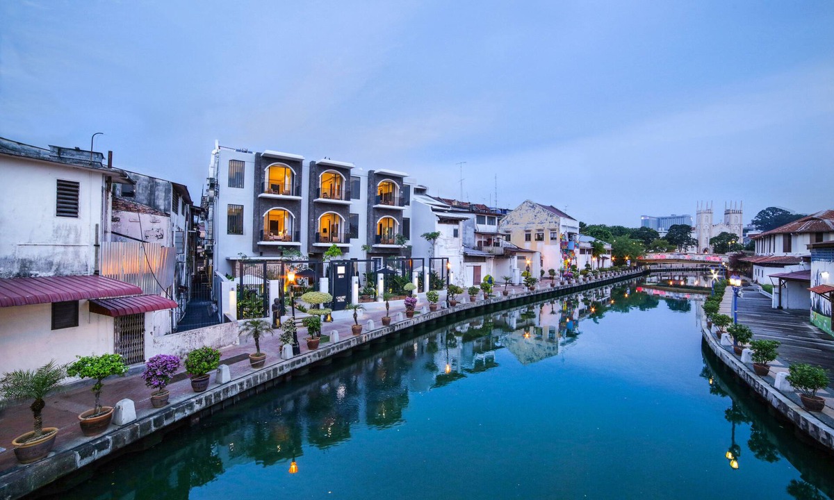 Kampung Jawa Hotel | 1825 Gallery Hotel