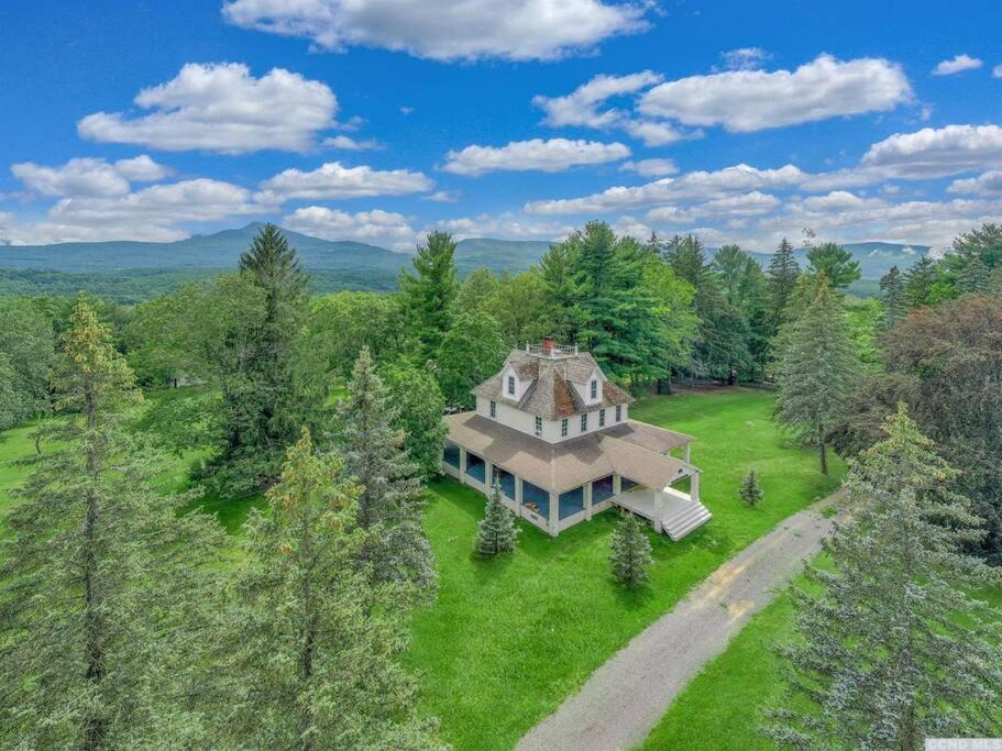 East Durham House | 1850 Catskills Farmhouse on 8 acres in E. Durham