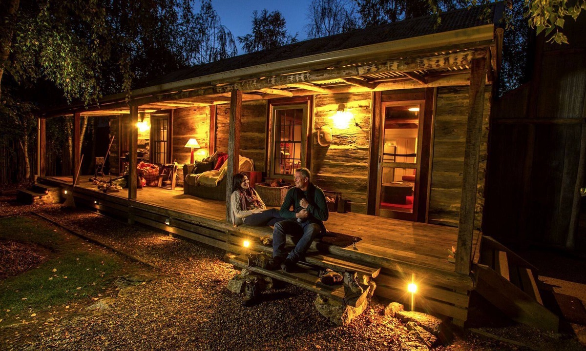 Beechworth Cabin | 1860 Luxury Accommodation
