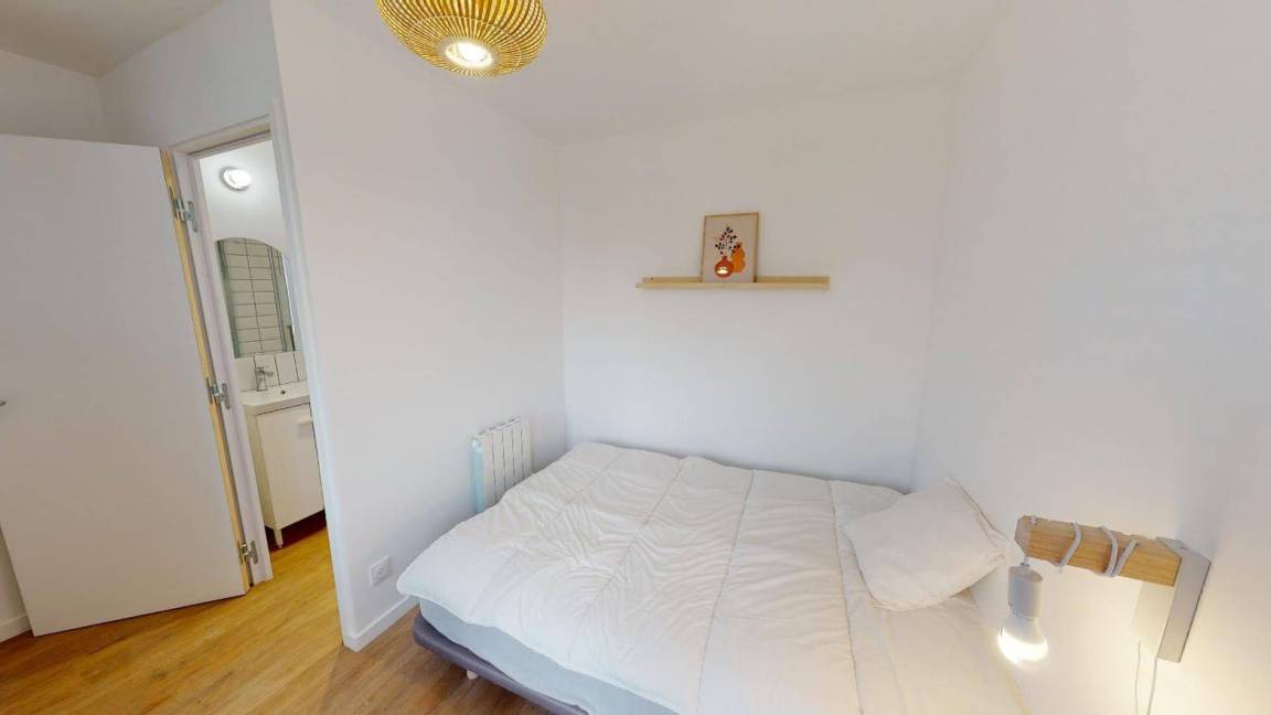 Issy-les-Moulineaux Resort | 188 m² Private room ∙ 1 bedroom ∙ 1 guest