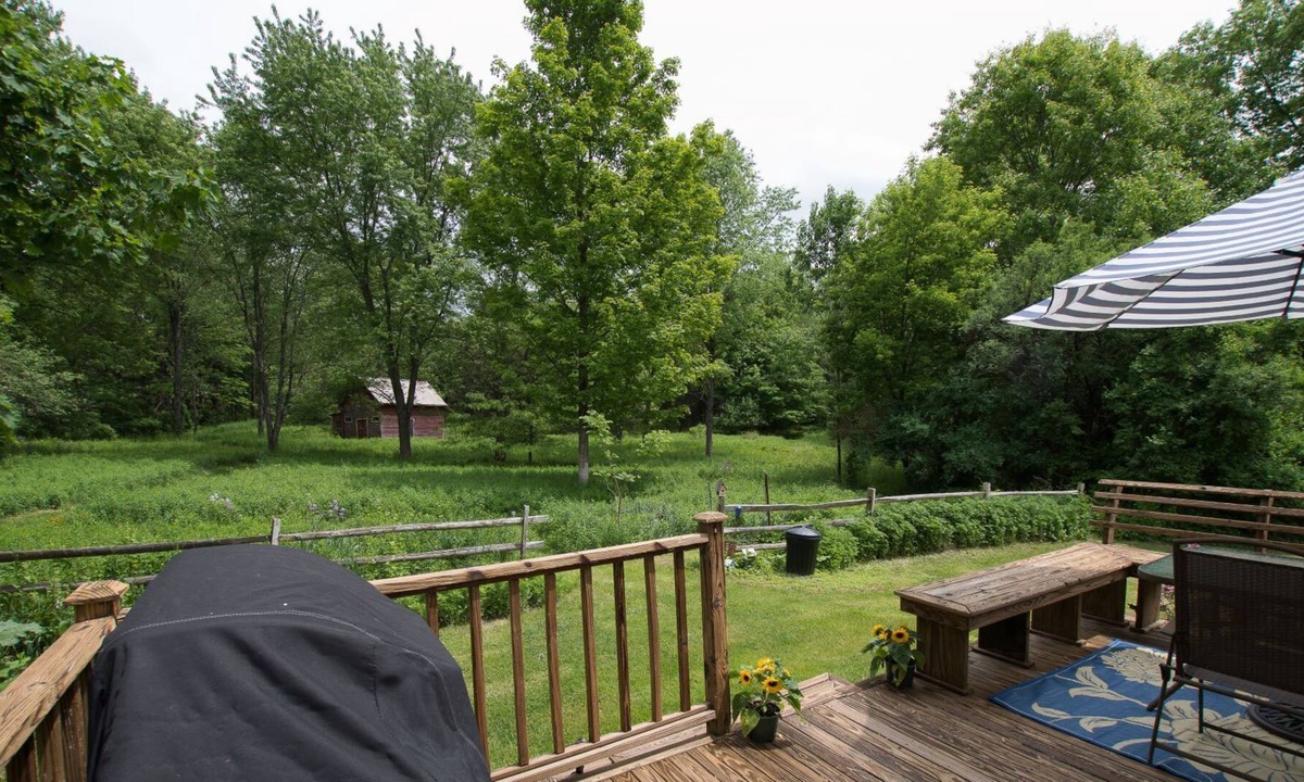 Williamstown House | 1880s Home with a Postcard View