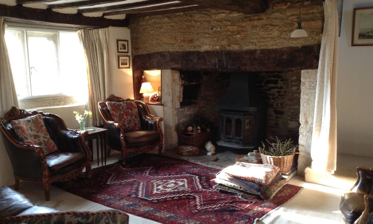 Bradford-on-Avon Bed & Breakfast | 189 April Cottage