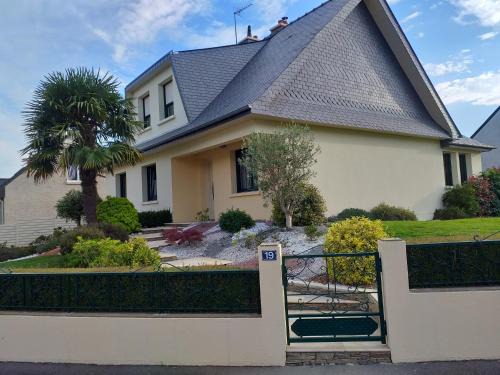 Breteil Bed & Breakfast | 19,Avenue John Kennedy