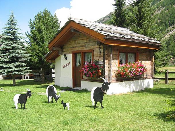 Saas Grund Ski Chalet | 190 ft² Chalet