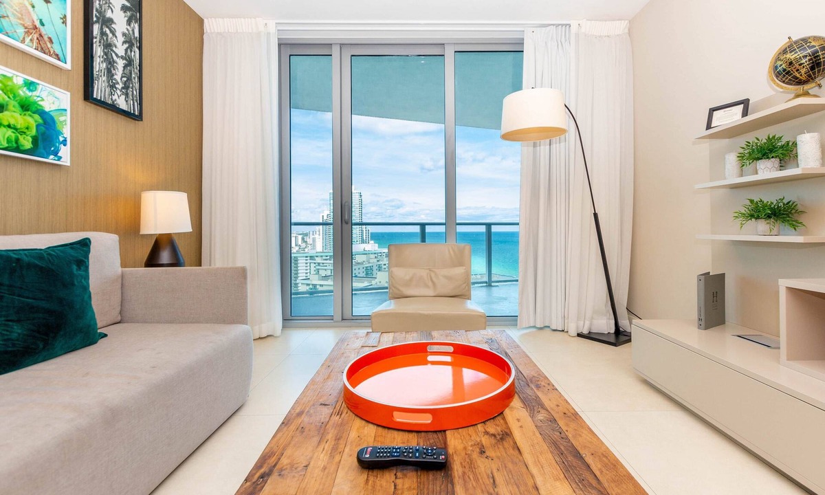 Hollywood South Central Beach Apartment | 1908 Hyde On The Beach Luxurious Ocean View 2 Bedroom