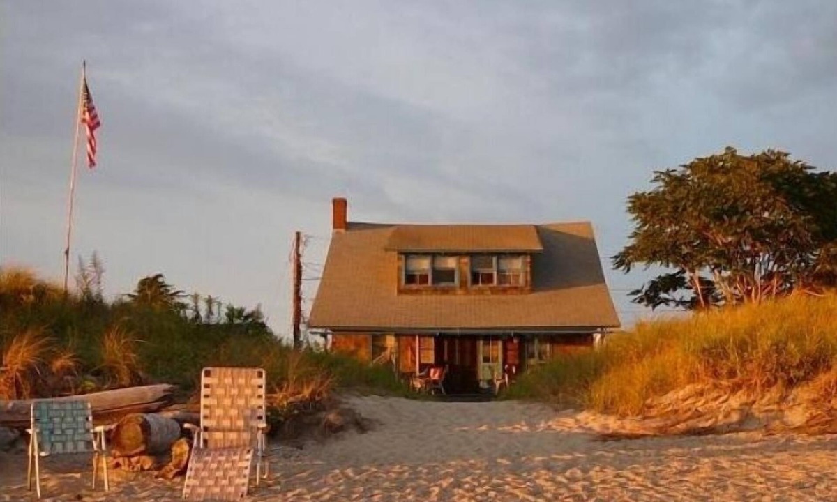 Saybrook Manor House | 1910 Beach home: CT's most exquisite private beach!