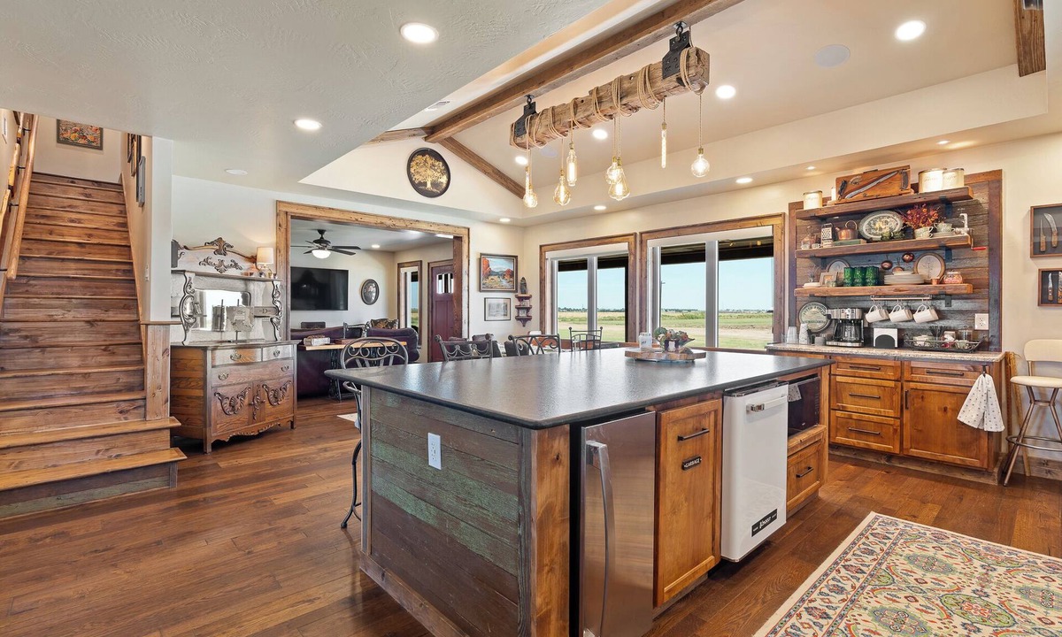 Dimmitt Other | 1912 -D- Farmhouse Homestead