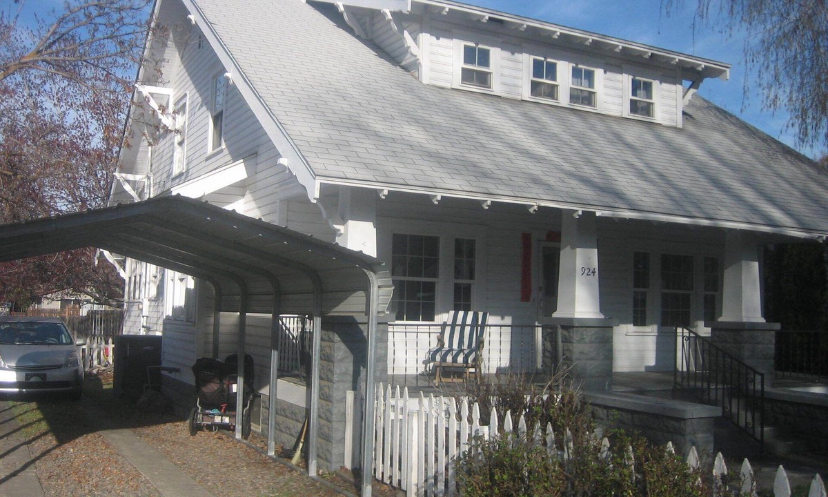 Brownstown House | 1920's Farmhouse