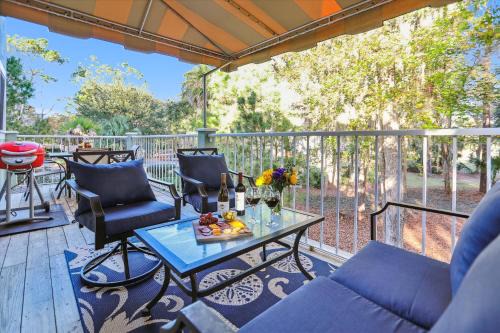 Shipyard Plantation House | 193 Evian