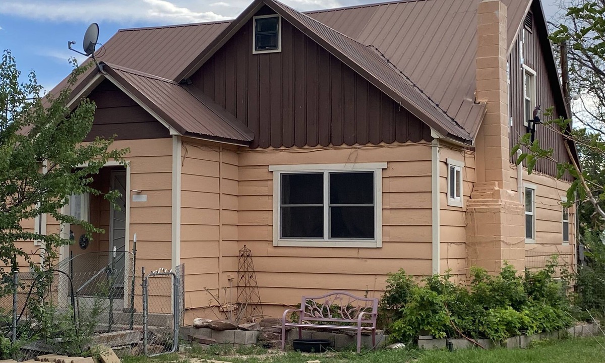 Tridell House | 1950’s Family Ranch House - A Uintah Basin Recreational Gateway