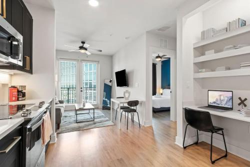 North Hyde Park Apartment | 1BD in the Heart of Tampa Luxury Travel Gym