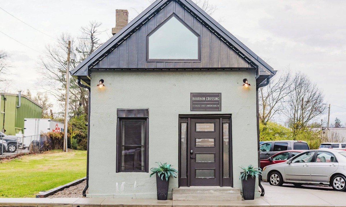 Lawrenceburg Cottage | 1BD Modern Bourbon Cottage