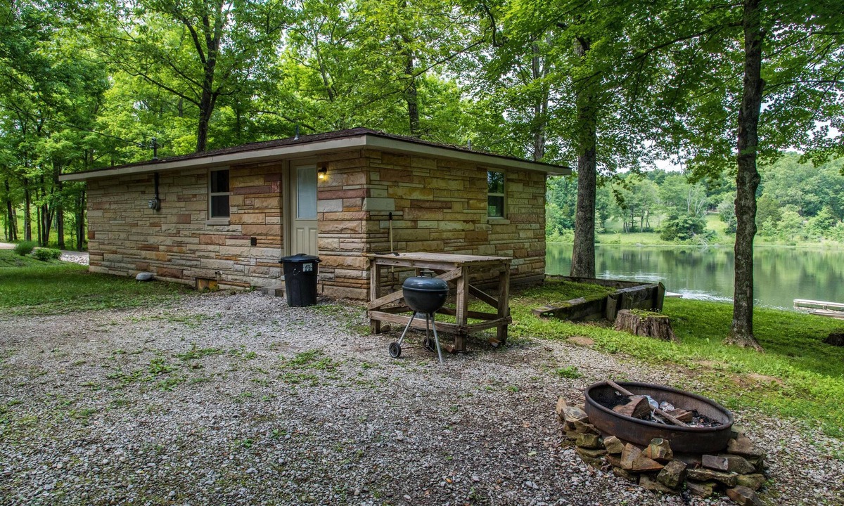 Kurtz Cottage | 1BR, 1BA cottage