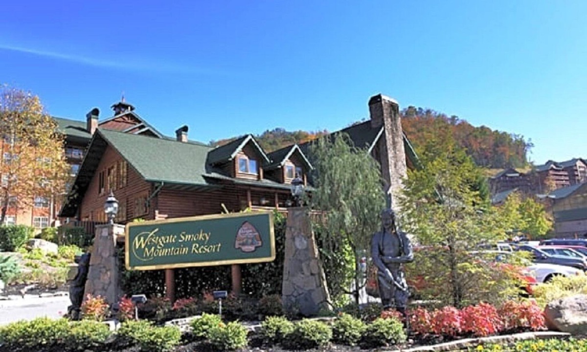 Gatlinburg Resort | 1BR/1BA Luxury Villa Westgate Smoky Mountain Resort & Water Park