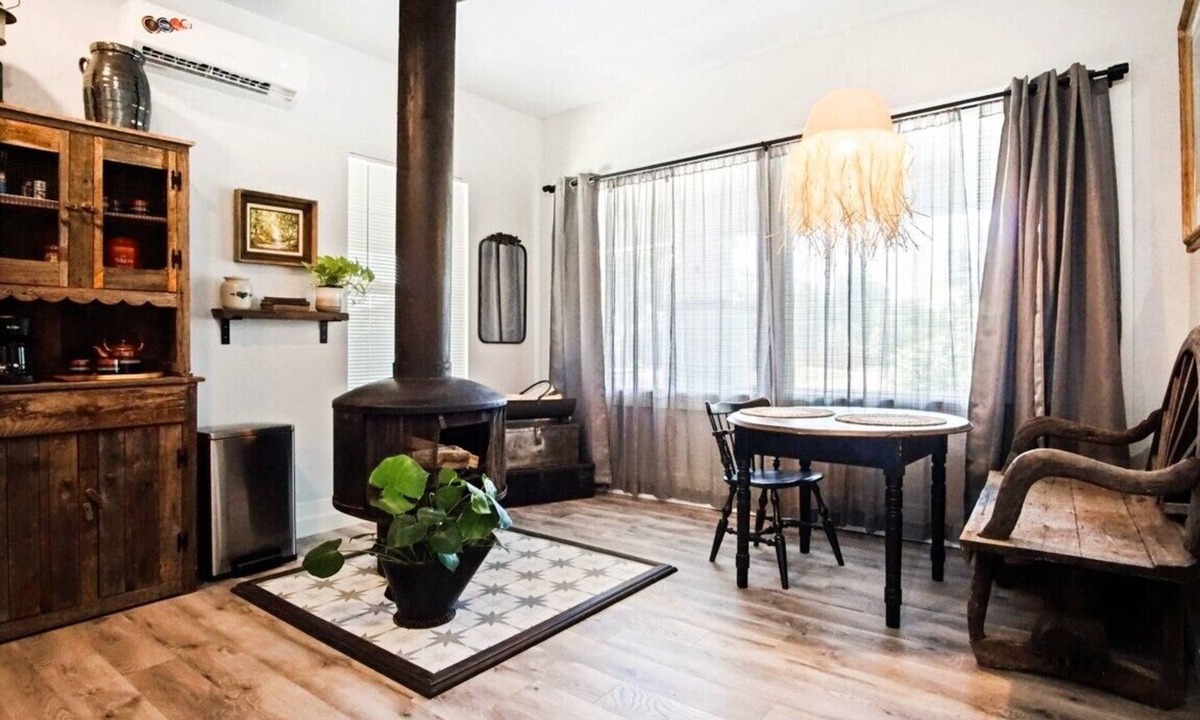 Central Oklahoma City Apartment | 1BR Apt | 8min St. Anthony Hospital | Kitchen, Wi-Fi, Free Parking #03B