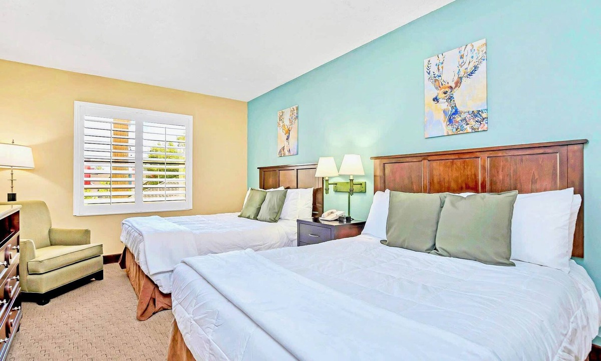 Florida Central Atlantic Coast Apartment | 1BR Condo Near Universal Studios w Pool & Hot Tub