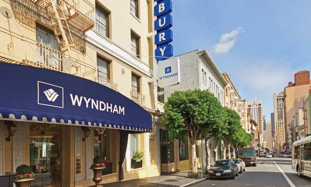 Lower Nob Hill Condo | 1br Deluxe City Retreat | Golden Gate Adventures