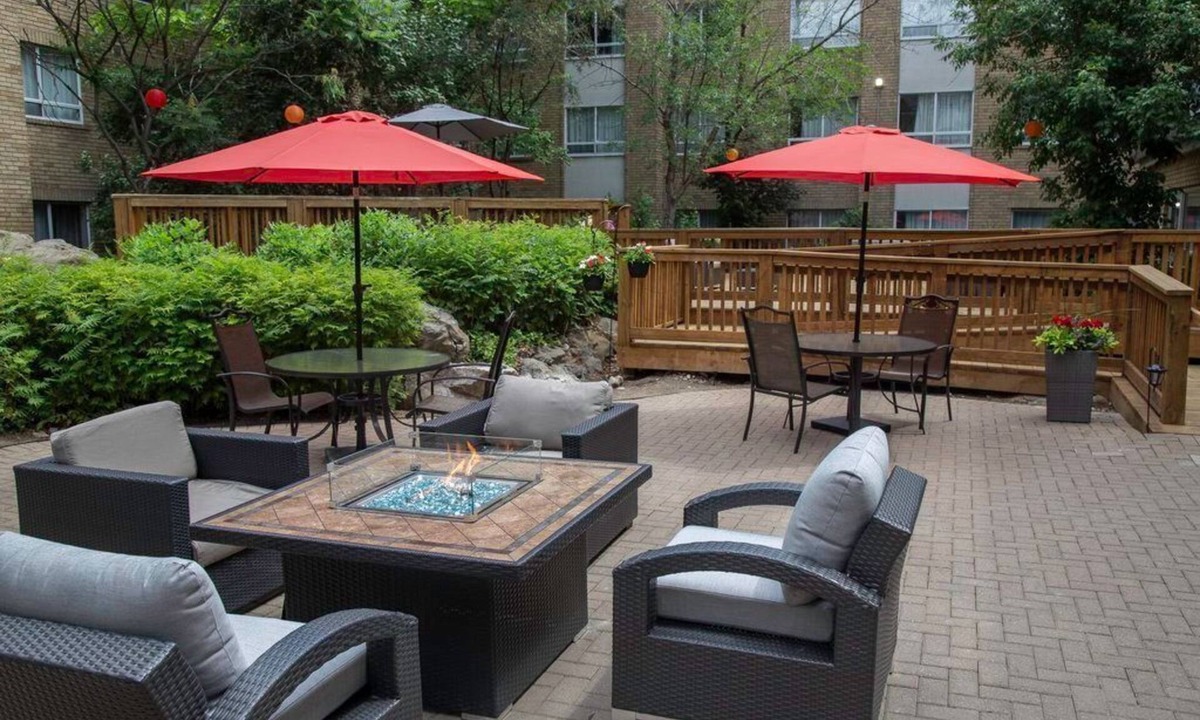 Vaughan Apartment | 1BR Queen Suite w/Sofa Bed + Full Kitchen