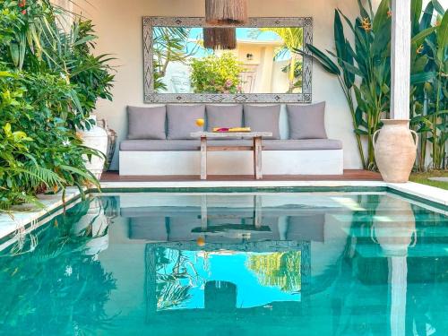 Sei Pinang Villa | 1BR Villa Venezia a Tropical Escape - Seminyak