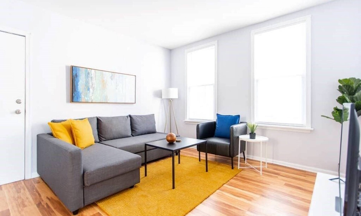Logan Square Apartment | 1R - ❤️ Low Prices! Stylish 2BR Apartment in Logan Square!