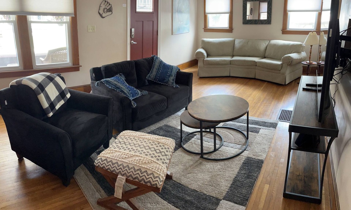 Oneonta House | 1st Class Rentals 4 Bedroom 2 Bathroom House