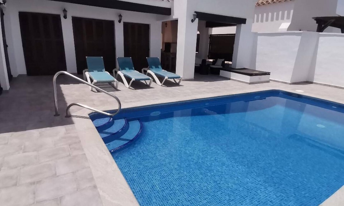 Caserio Los Tarquinos Villa | 1st Line Golf Villa 2, private Heated Pool and sky Package, 20 mins Murcia/city