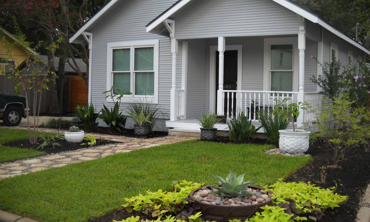 Hyde Park House | 2/1 Sleeps 6 in Central Austin. Great for Football Games, SxSW, ACL, Formula 1