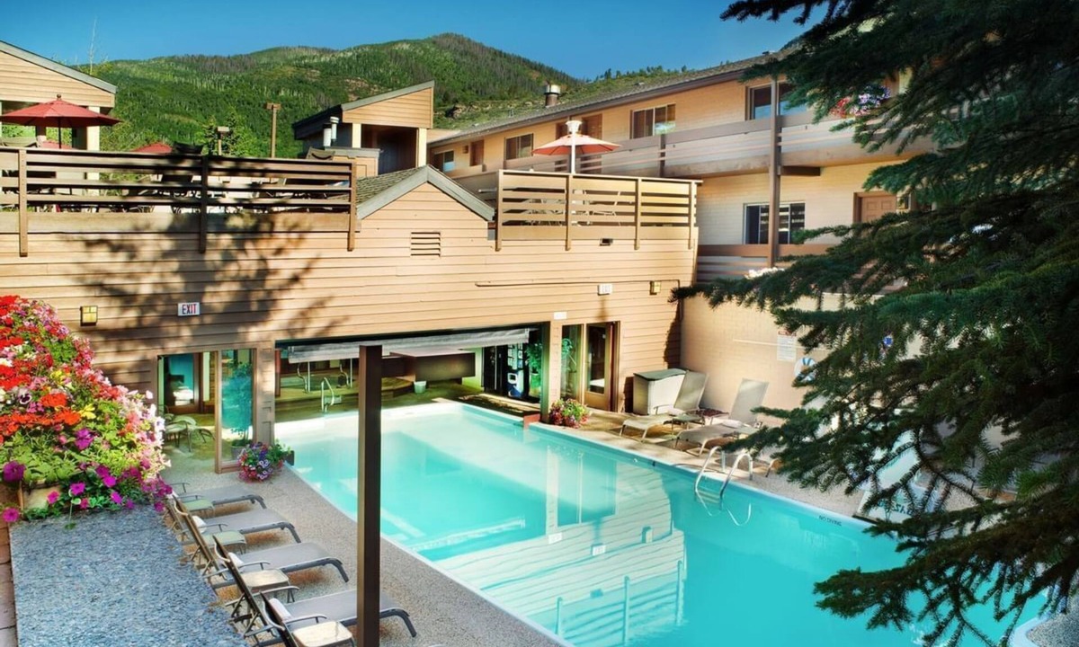 Matterhorn Village Resort | 2/2 Vail Ski Resort Condo at Eagle Point