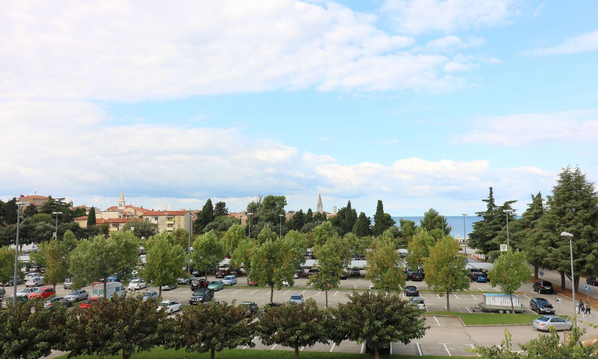 City Center Apartment | 2-3 persons, Porec center, close to the beach, wifi, air conditioning