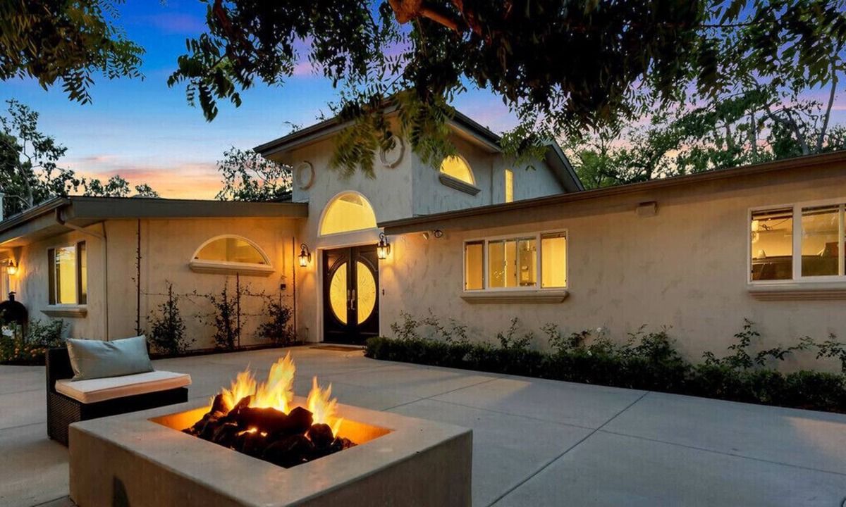 Poway House | 2 Acre Private Resort Style Property w/ Mountain Views and Horse/Walking Trails