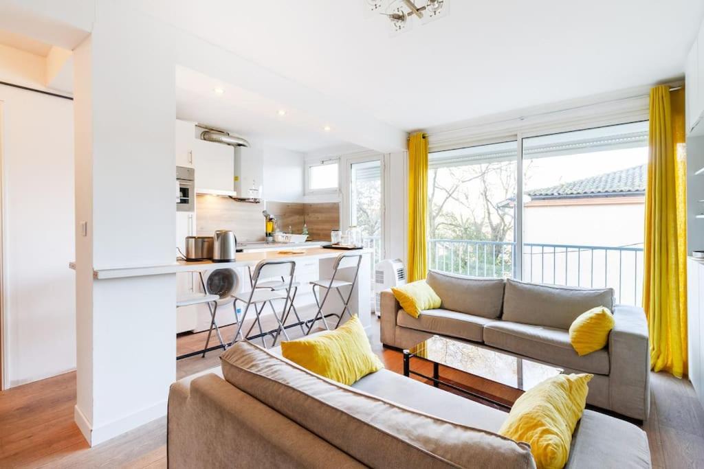 Saint - Michel Apartment | 2 appartements mitoyens, saint michel, parking, wifi