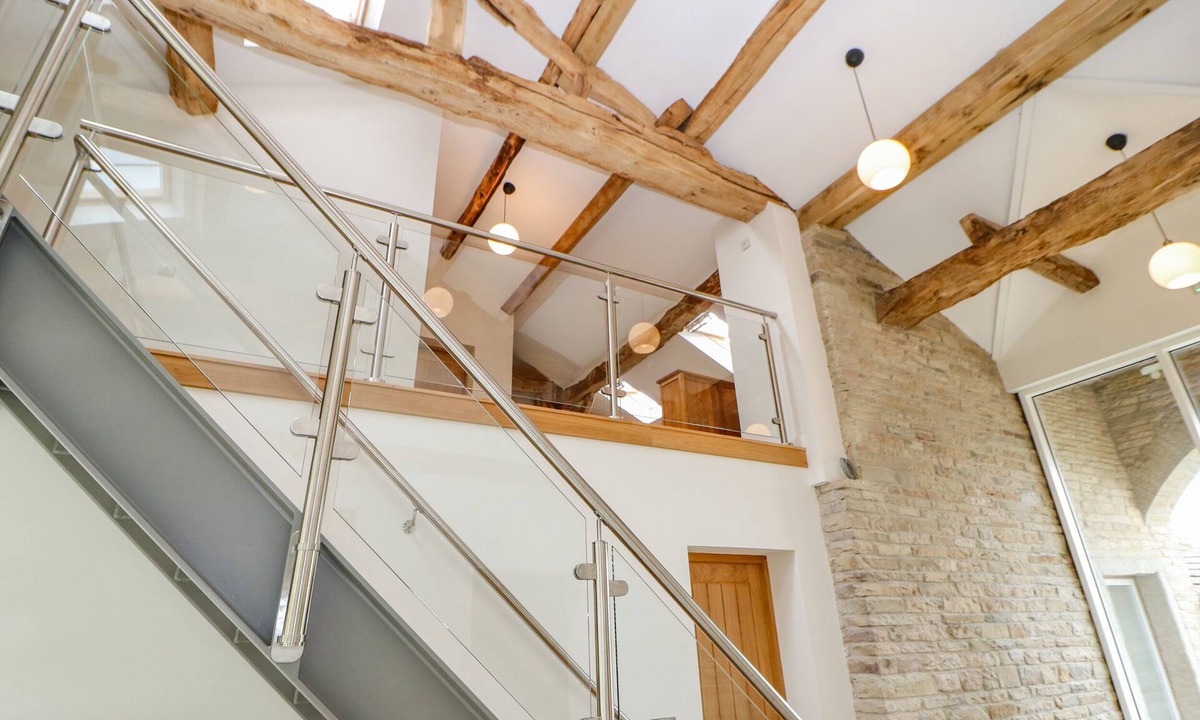 Rastrick Cottage | 2 Barn Cottages