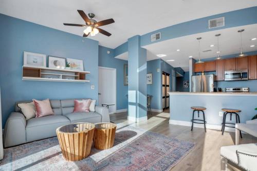 South Eola Apartment | 2 Bdrm Penthouse with Billiards