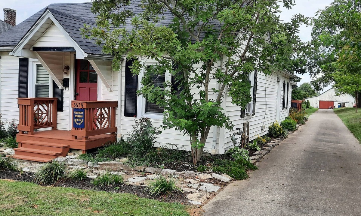 Lawrenceburg House | 2 Bed/2 Bath/Game Room