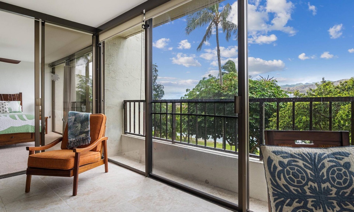 Hawaii Kai Apartment | 2 bed 2 bath Hawaii Kai Getaway