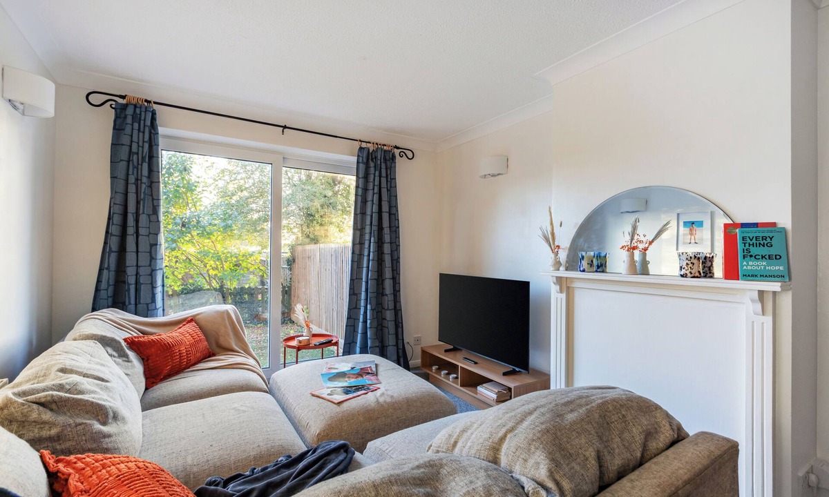 Ashford Apartment | 2-Bed Ashford Maisonette